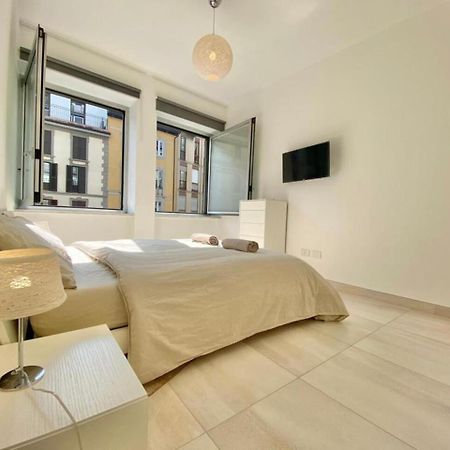 Elegance Duomo Apartment Milan Bagian luar foto